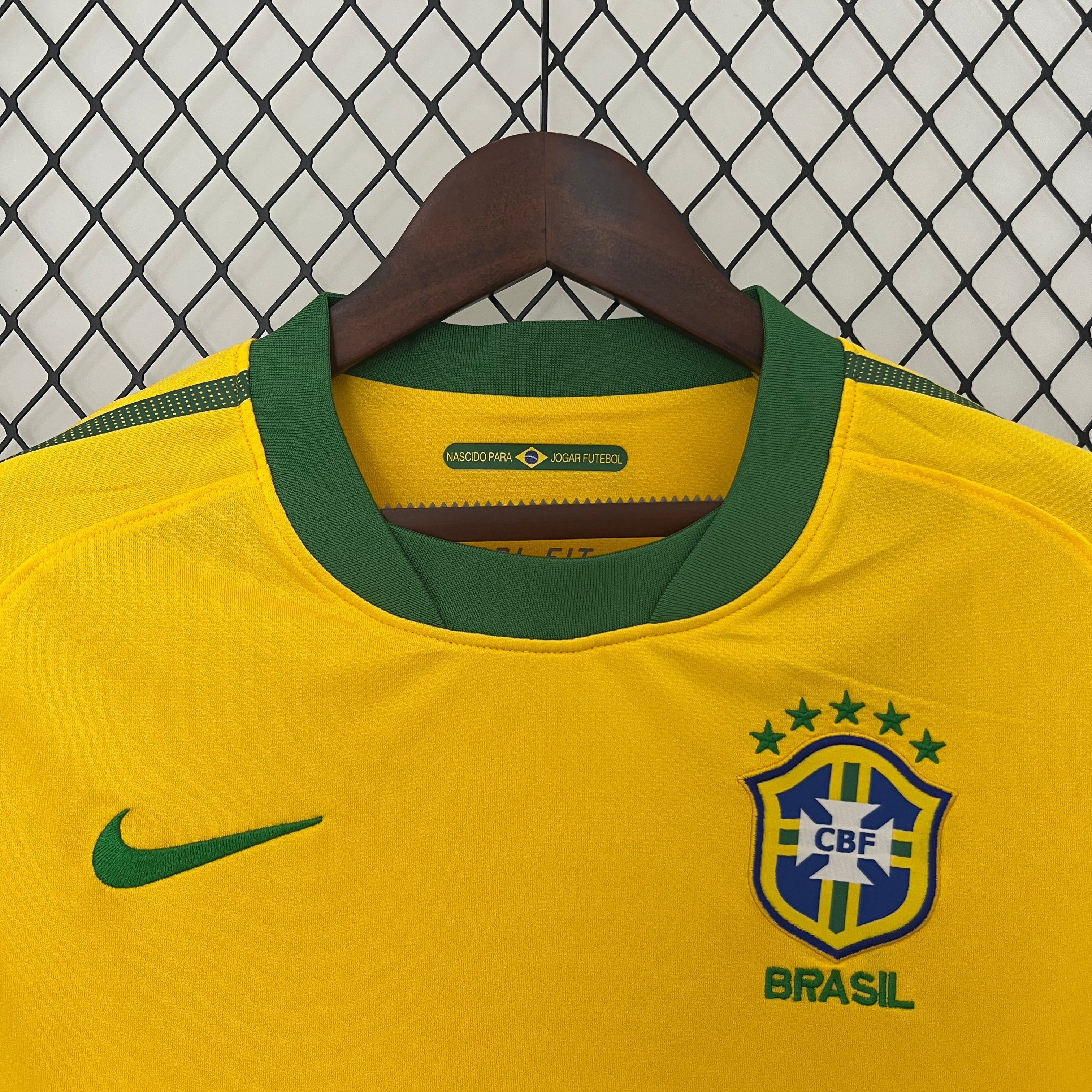 Camiseta Brasil Local 2010 | Retro